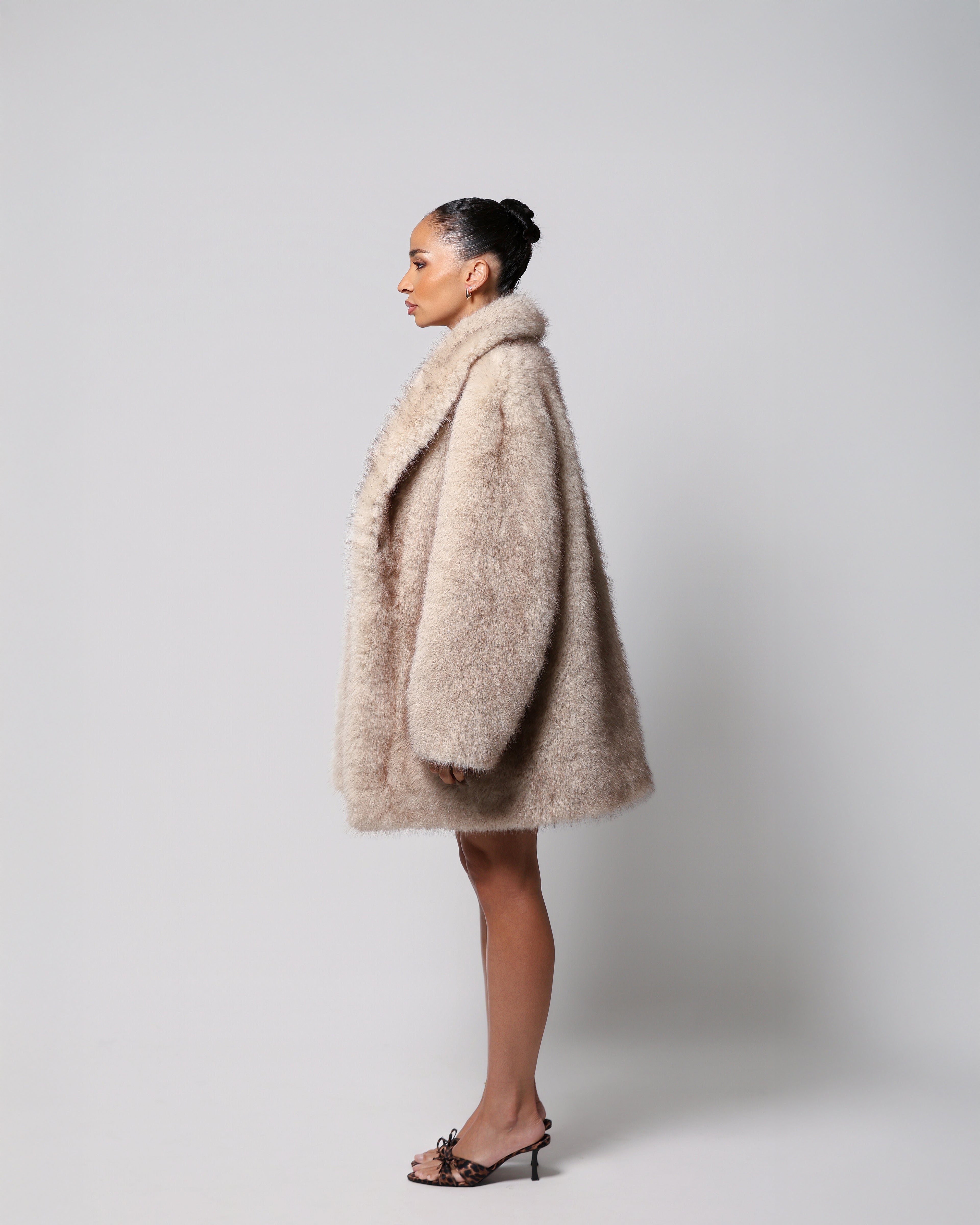 LUISA COAT - WOLF