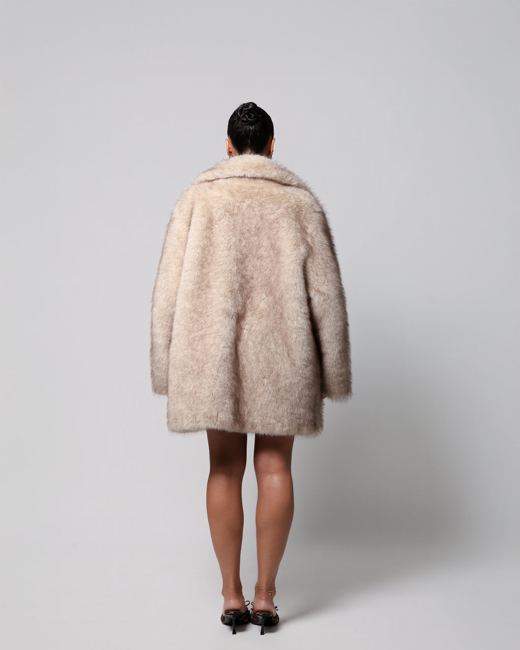 LUISA COAT - WOLF