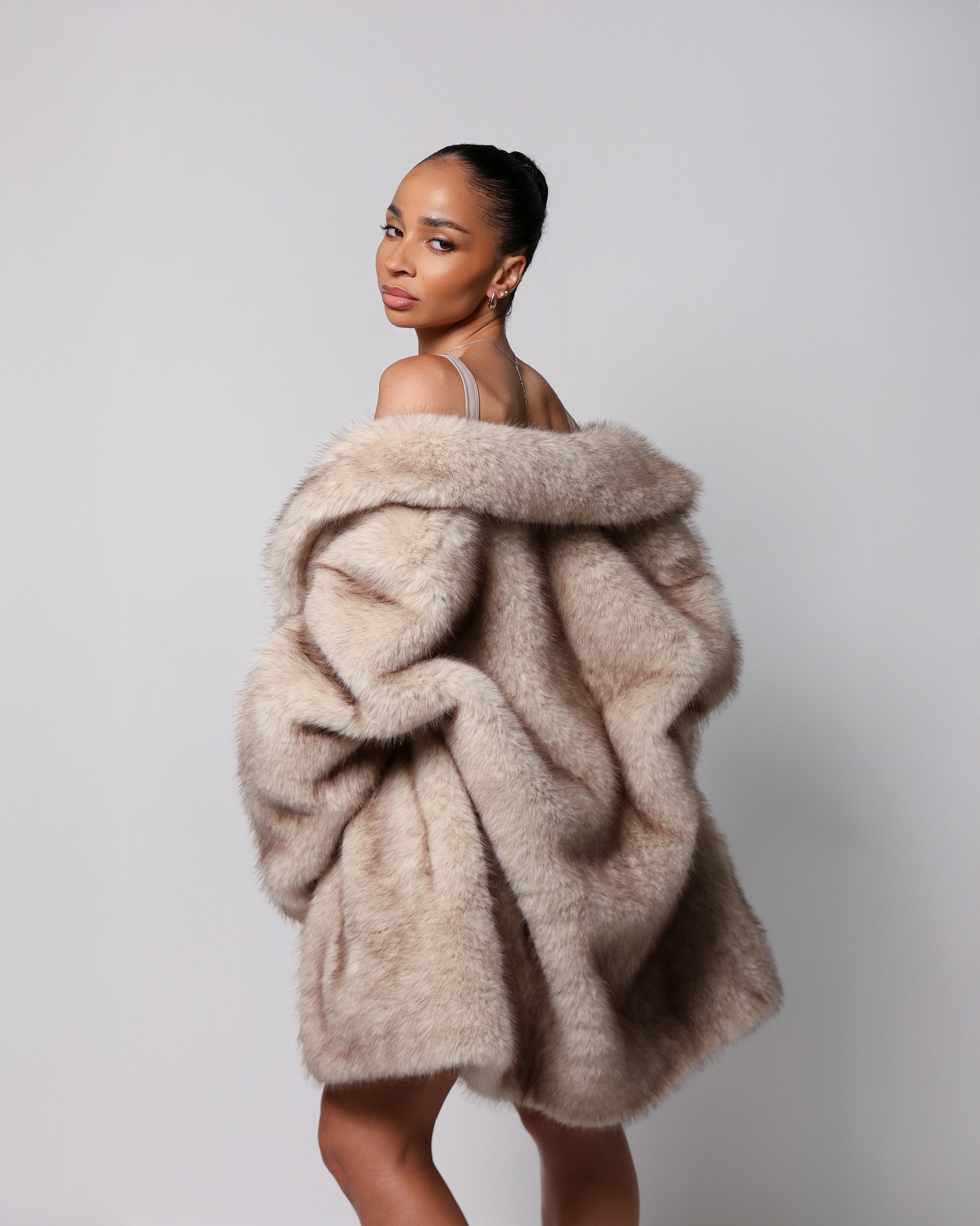 LUISA COAT - WOLF